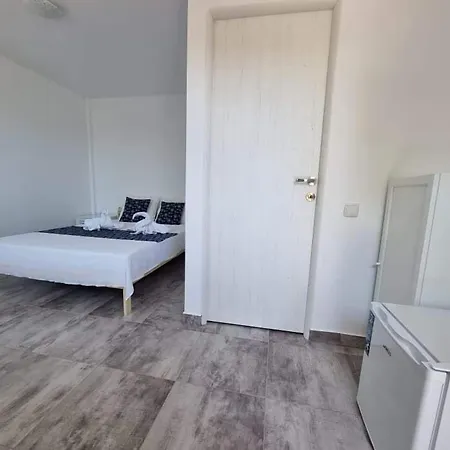 Zenith House Casa de hóspedes 3*