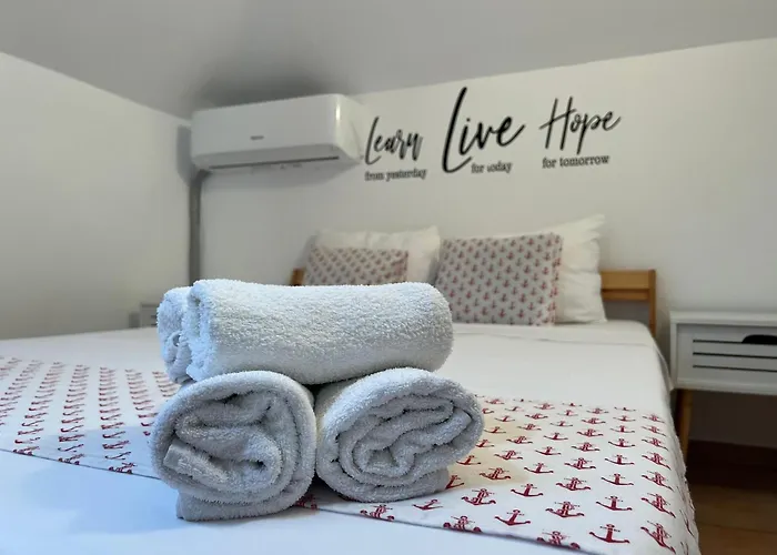 Πανσιόν Zenith House 3*